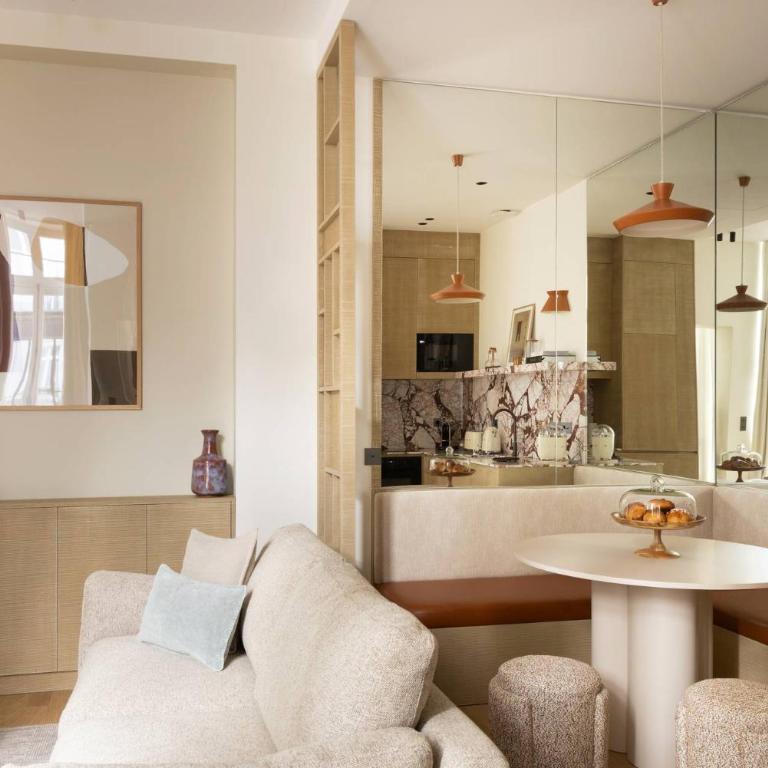 Luxurious Residence Saint Honore by onefinestay - One-Bedroom Apartment - 16
