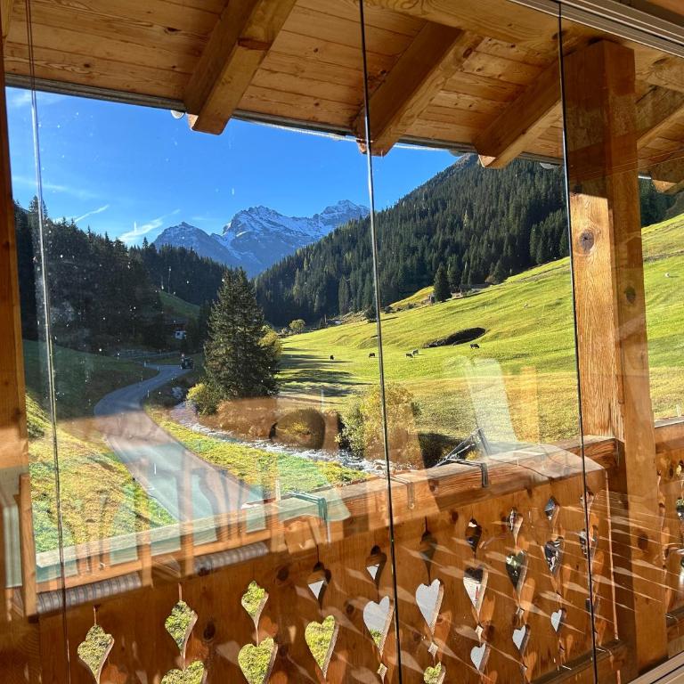 Sertig Ferienwohnung - Apartment mit Blick auf die Berge - 47