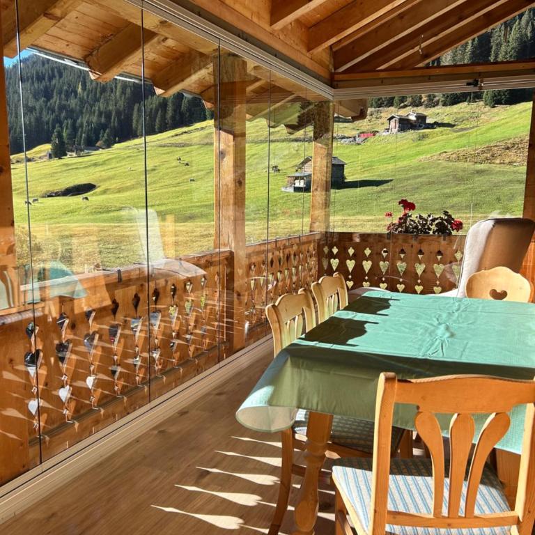 Sertig Ferienwohnung - Apartment mit Blick auf die Berge - 46