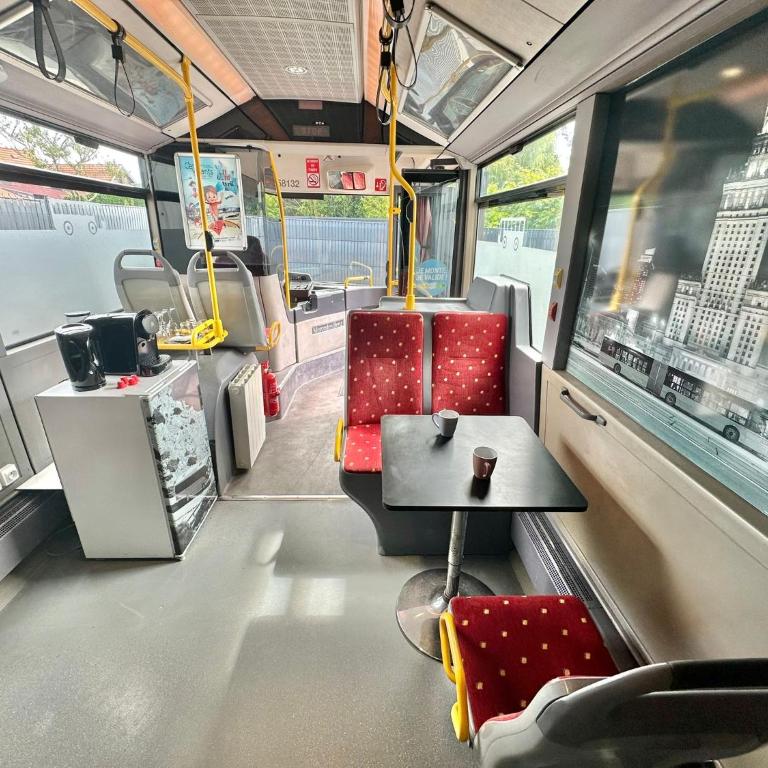 Séjour insolite en BUS aménagé à Berck - Loft - 4