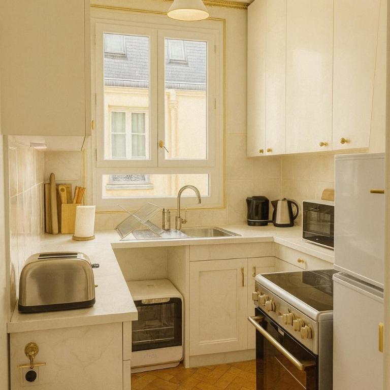 Arc de Triomphe/ Champs-Élysées - Apartment - 5