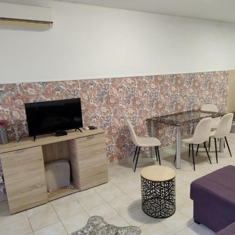 Location Apartments - Superior Apartment - 4