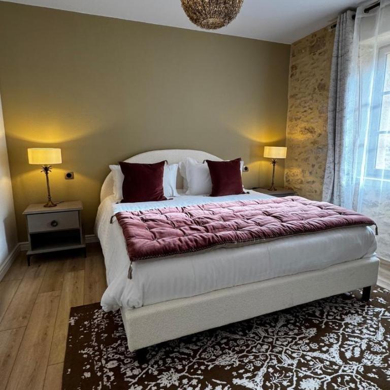 LE MAJORAL Quiet accommodation 5 mins walking from historic town, garden, covered terrace, parking, air cond, private parking, fiber - Appartement 1 Chambre - 3