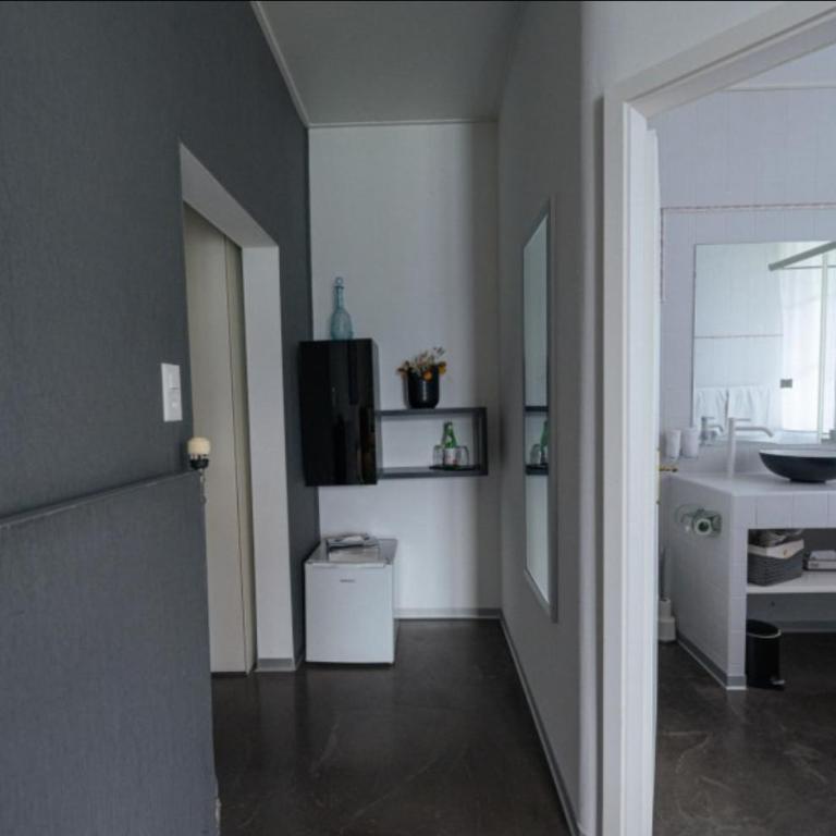 La Villa - Junior Suite mit Balkon, See- und Bergblick - 10