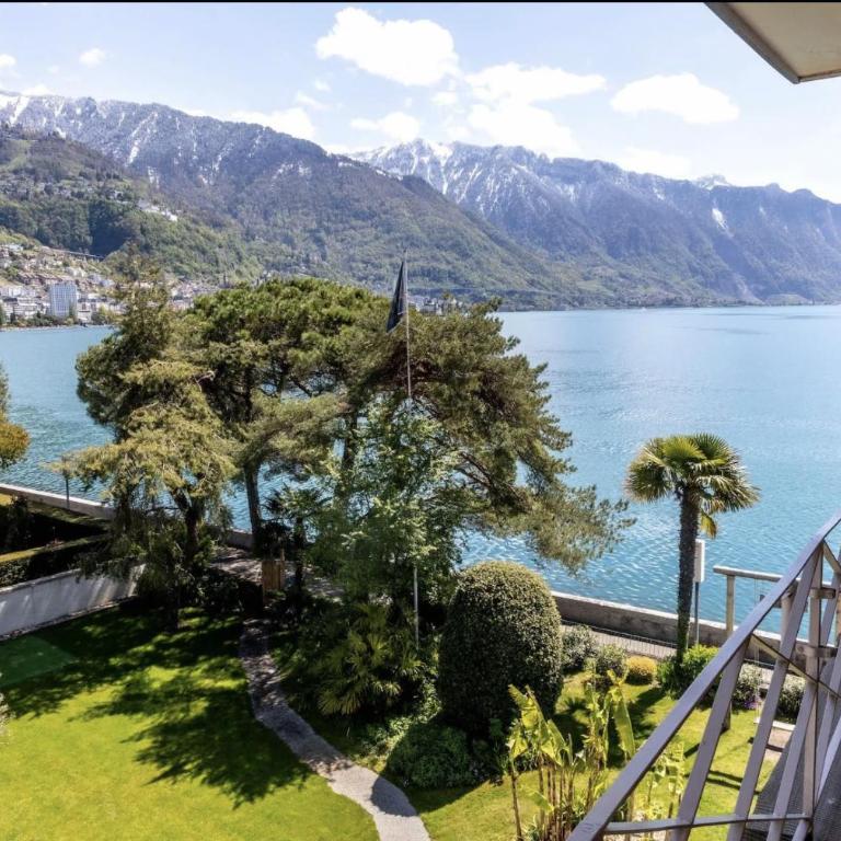 La Villa - Standardzimmer mit Balkon, Garten- und Seeblick - 3