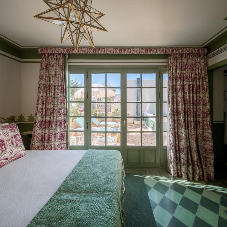 Cristine Bedfor Sevilla Boutique Hotel - Suite Junior con piscina privada - 11