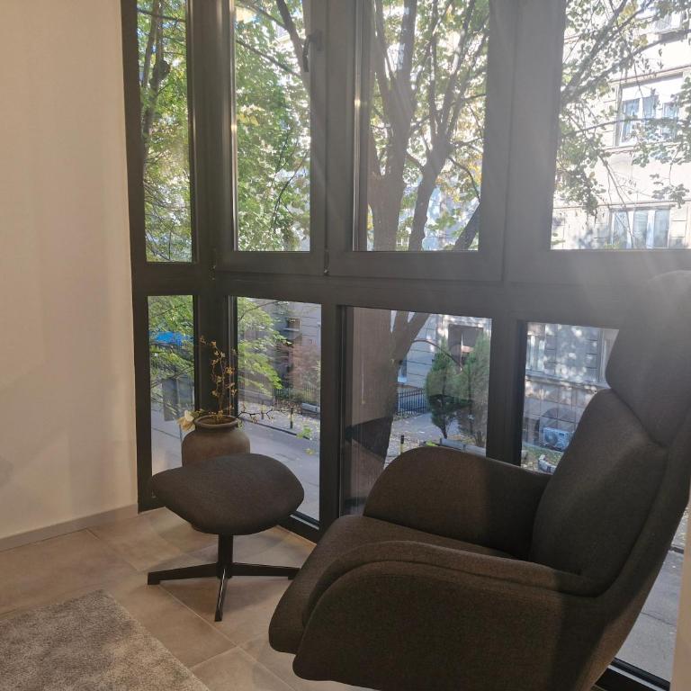 Urban Central Stay Belgrade - One-Bedroom Apartment - 13