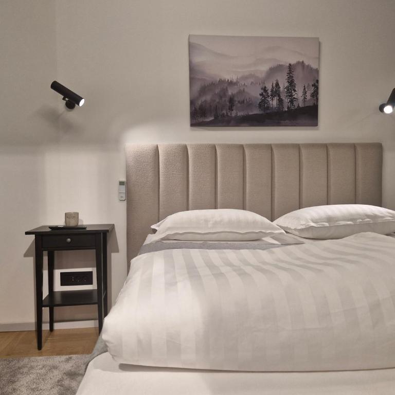 Urban Central Stay Belgrade - One-Bedroom Apartment - 8