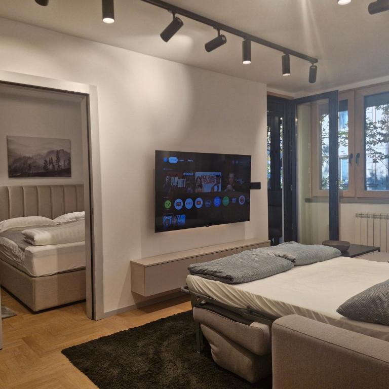 Urban Central Stay Belgrade - One-Bedroom Apartment - 10