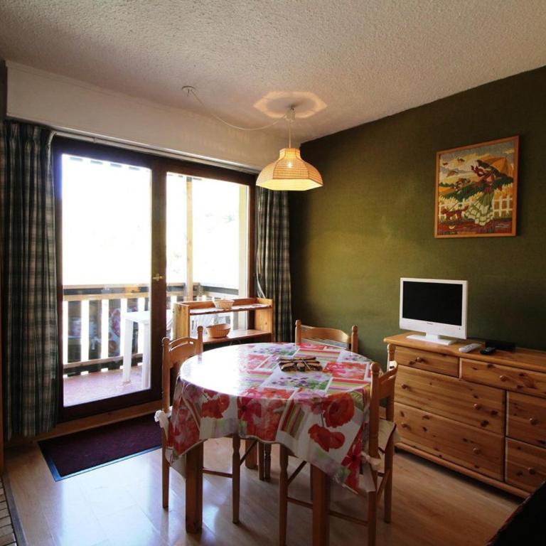 Studio cabine coquet 3 couchages au pied des pistes d'Auris en Oisans - FR-1-297-24 - Apartment (3 Erwachsene) - 4