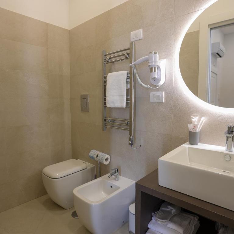 Elysium Relais - Deluxe King Room - 9