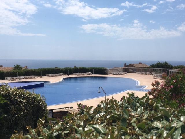 Appartement classé 2 étoiles, rez de jardin Les ISSAMBRES vue sur le golfe de St Tropez - Appartement 1 Chambre - 26