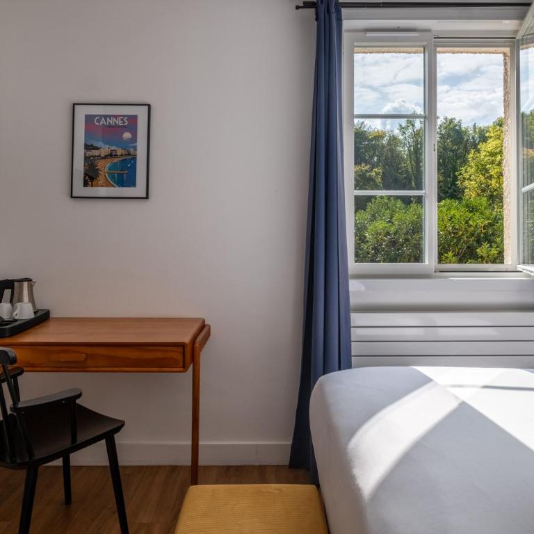 La Coudraie - Proche de Disneyland - Chambre Double avec Salle de Bains Privative - 24