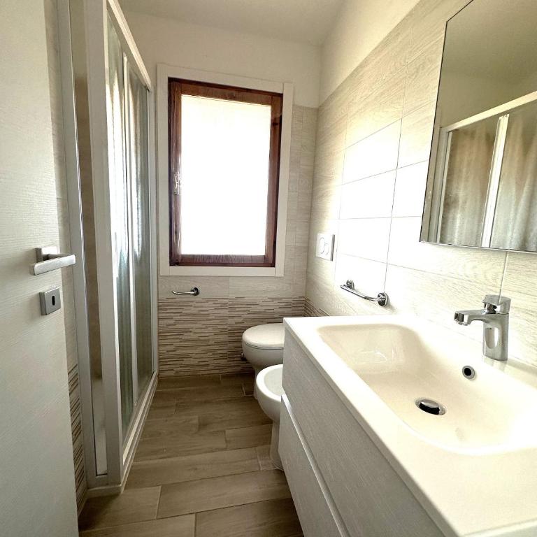 Bright two-storey flat - Villa - 8