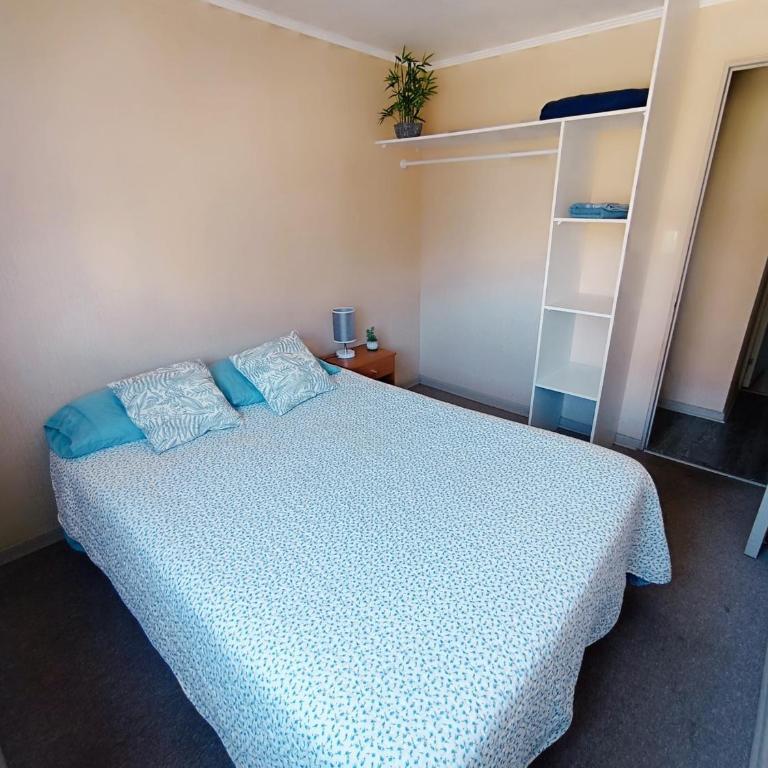 El Hogar de Catagus - Two-Bedroom Apartment - 9