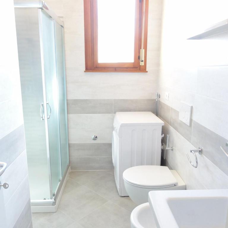 Holiday home with shared pools - Villa - 5