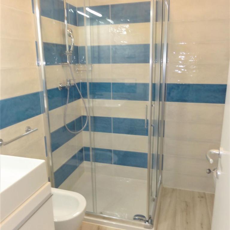 Bright flat with pool-Beahost - Apartment - 6
