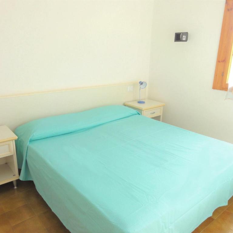 Comfy flat with pool in Bibione - Apartment - 4