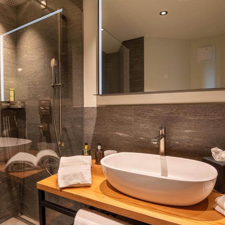 Welschen Hotel - Doppelzimmer Westen - 3