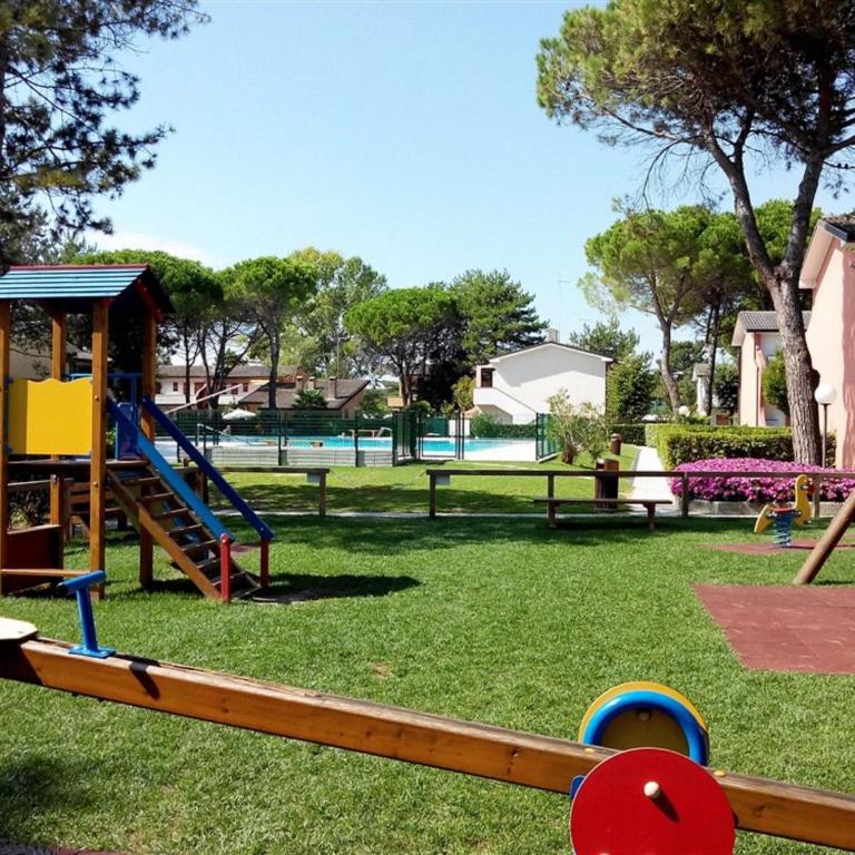Flat in a house with shared pool - Apartment - 18