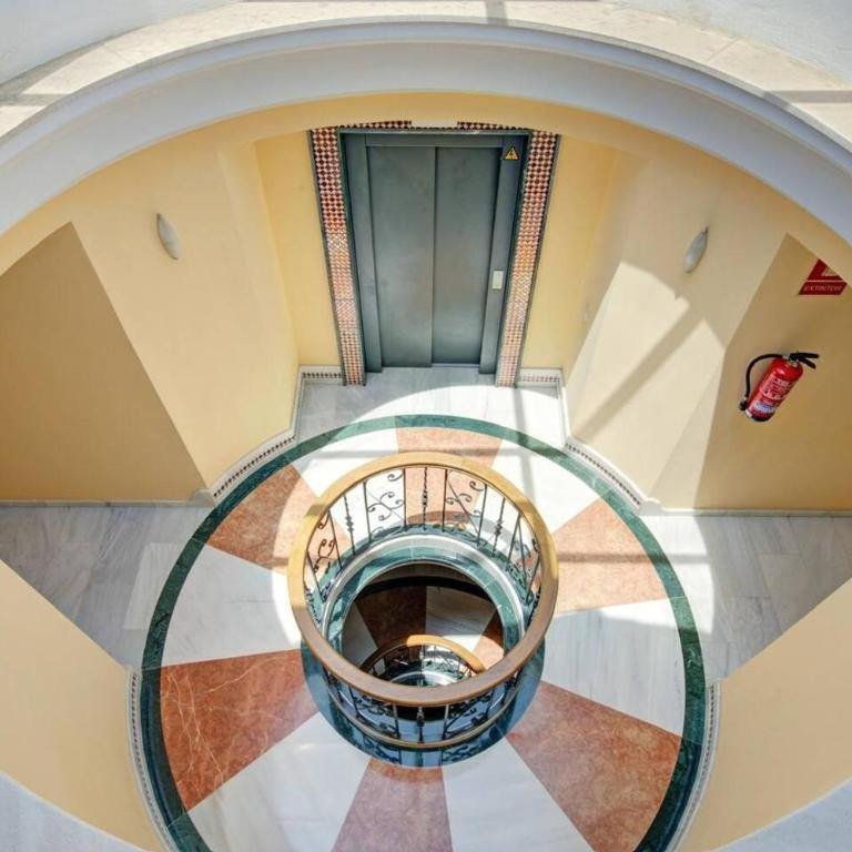 Home4U - Apartment in historical center - Apartamento de 2 dormitorios - 6