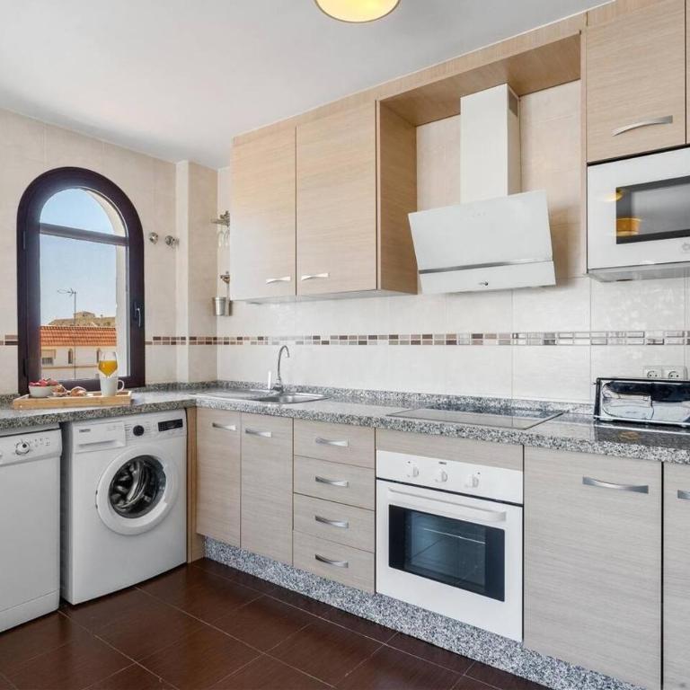 Home4U - Apartment in historical center - Apartamento de 2 dormitorios - 18