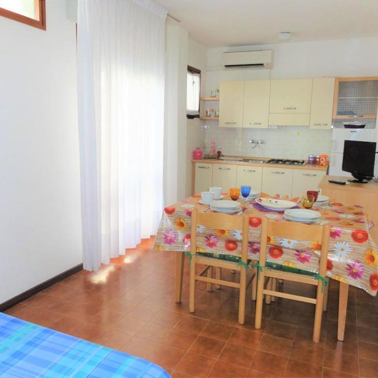 Flat in seafront condominium with parking - Appartamento - 2