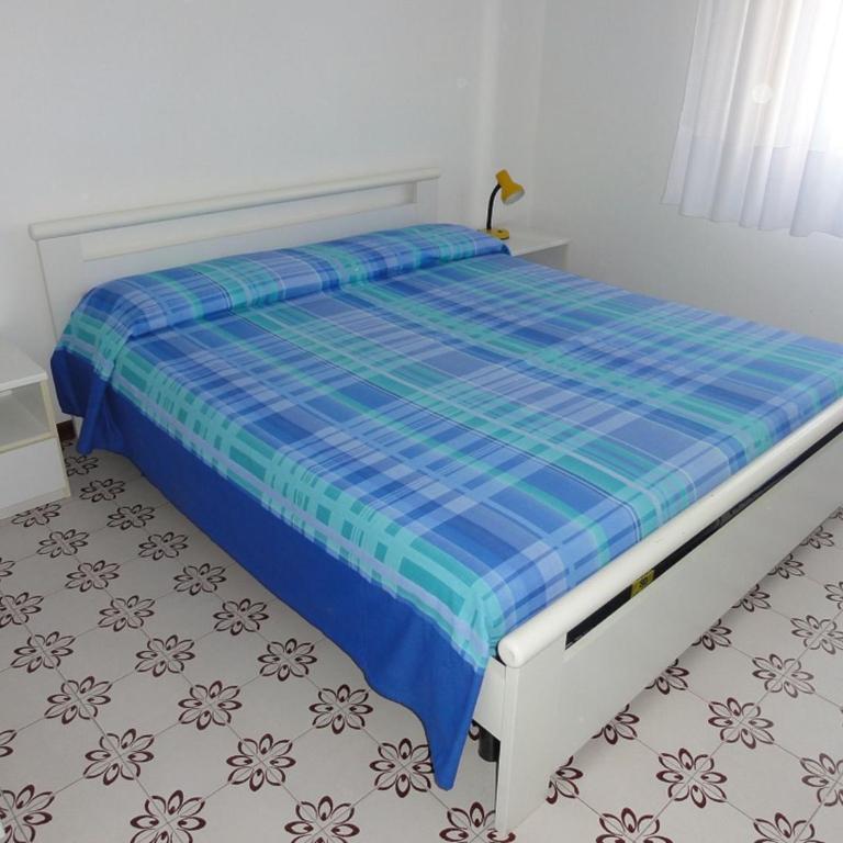 Flat in seafront condominium with parking - Appartamento - 3
