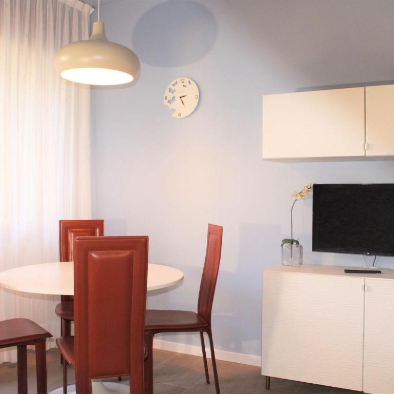 Ground-floor flat with pool - Appartamento - 8