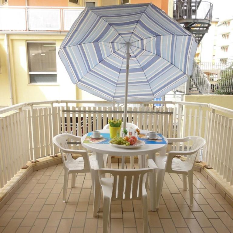 Beachfront flat with terrace - Appartamento - 1
