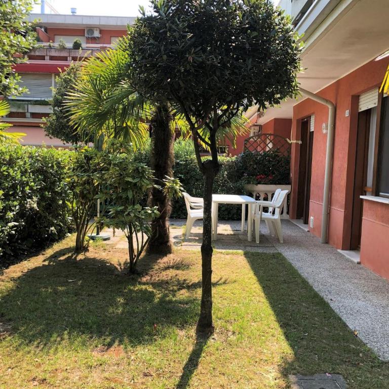 Apartment with pool access near beach - Appartamento - 11