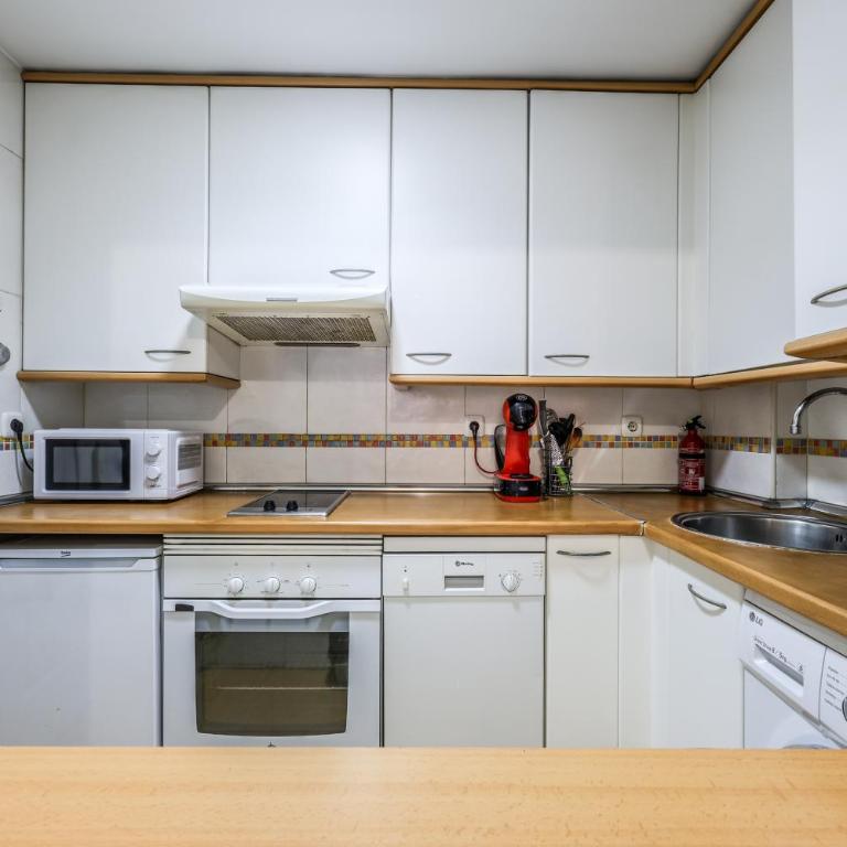 Madrid Stay with Paddle, Gym, Pool, Parking - Apartamento de 1 dormitorio - 23