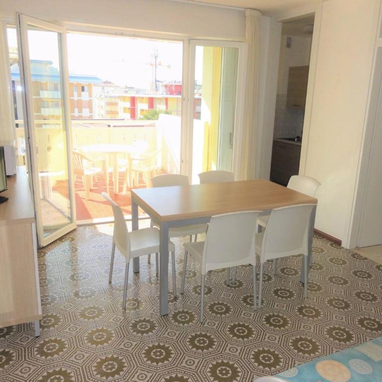 Bibione apartment with side sea view - Apartment - 2