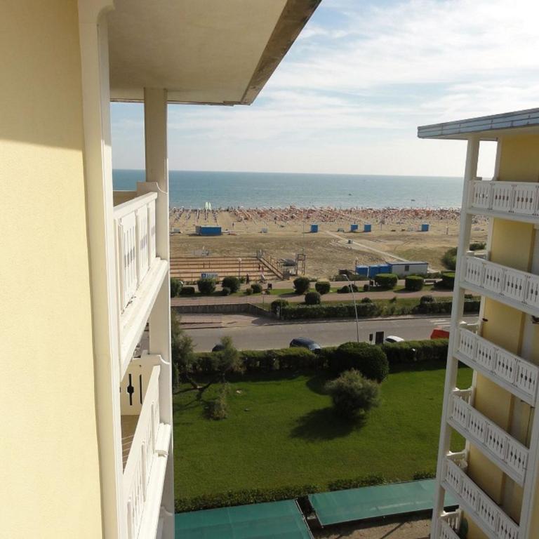 Bibione apartment with side sea view - Apartment - 4