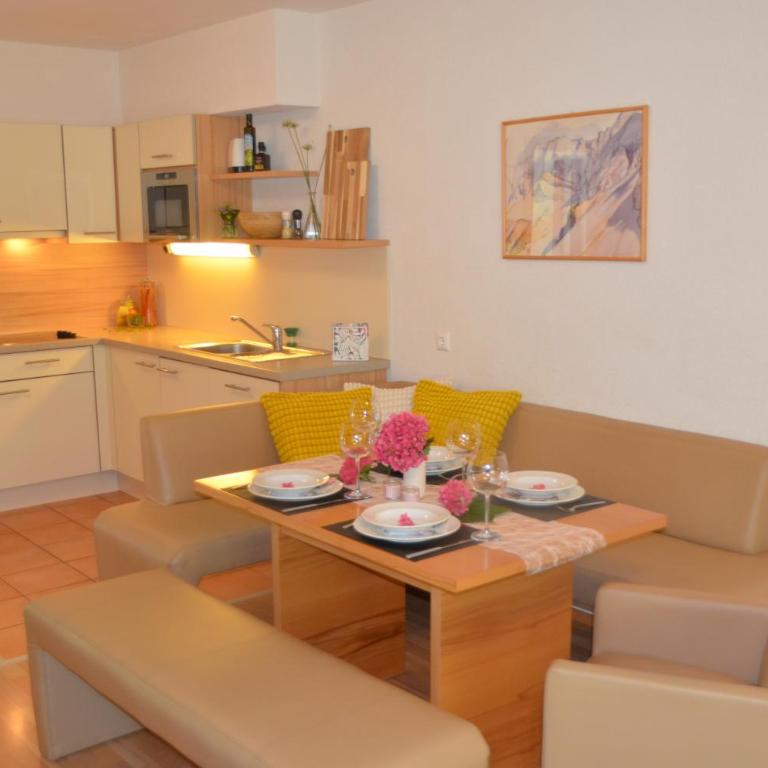 Ferienhäuser Tröster - Comfort Apartment mit zwei Schlafzimmern und Terrasse - 31