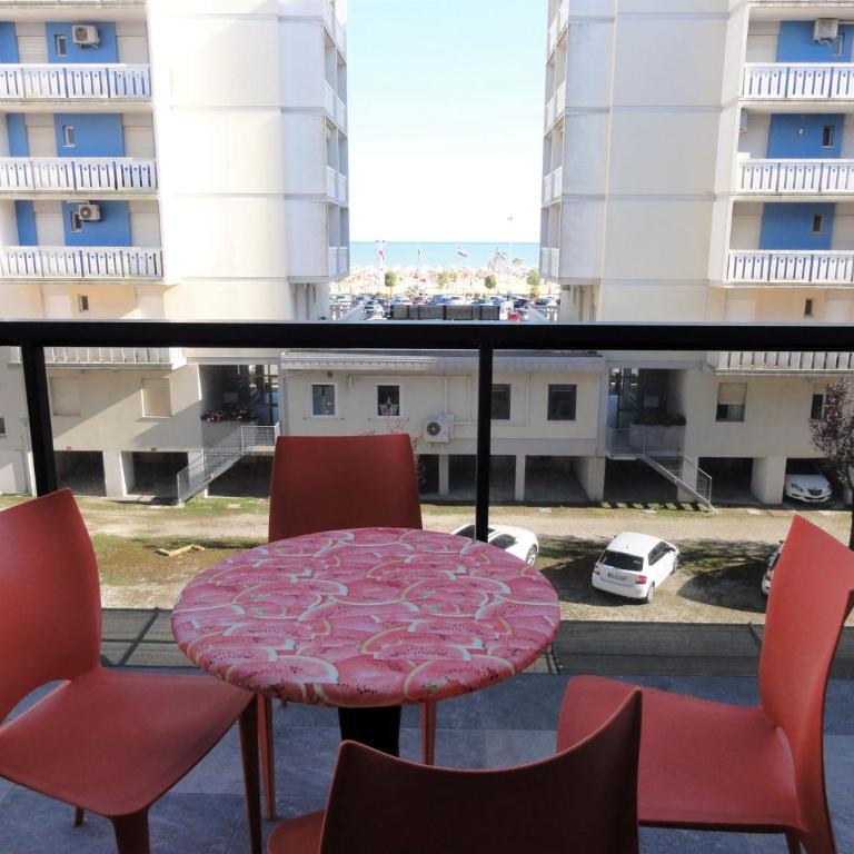 Relaxing sea view stay near the promenade - Apartment - 3