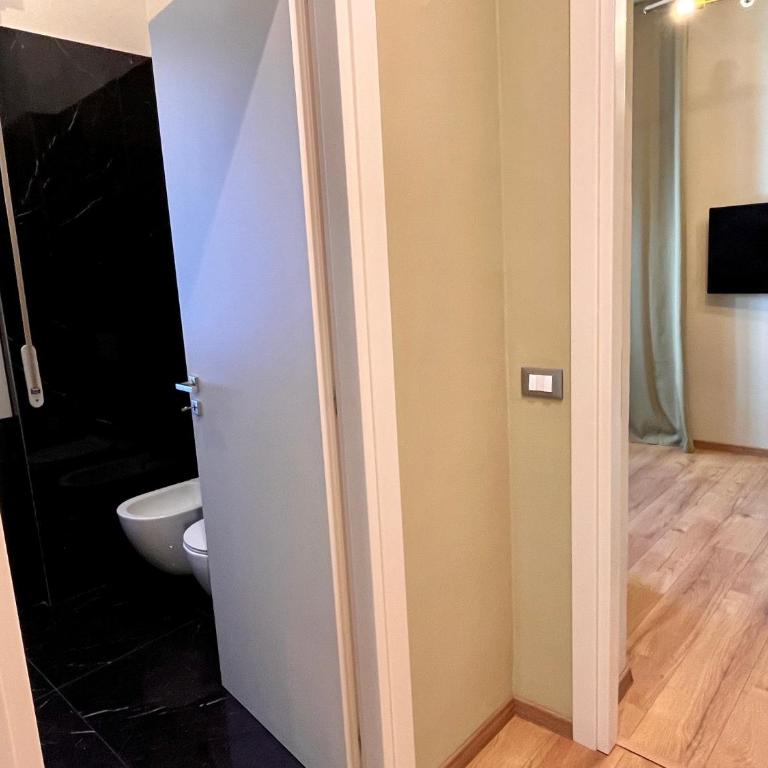 Cinque Terre Chill - Three-Bedroom Premium Apartment with Balcony - 12