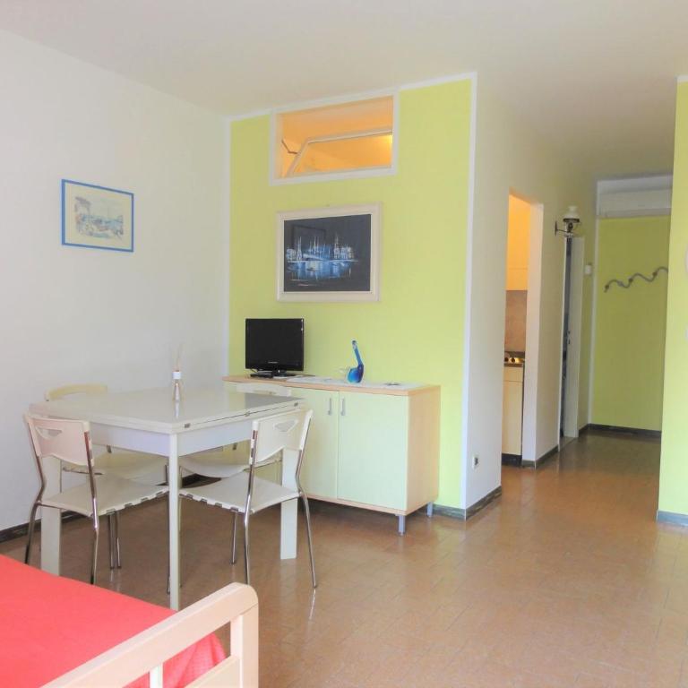 Ground floor flat just 300mt from the beach - Appartamento - 2