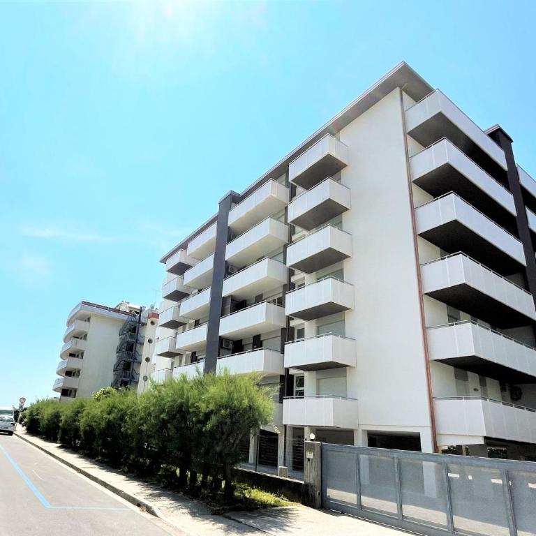 Flat in a modern coastal building - Appartamento - 11