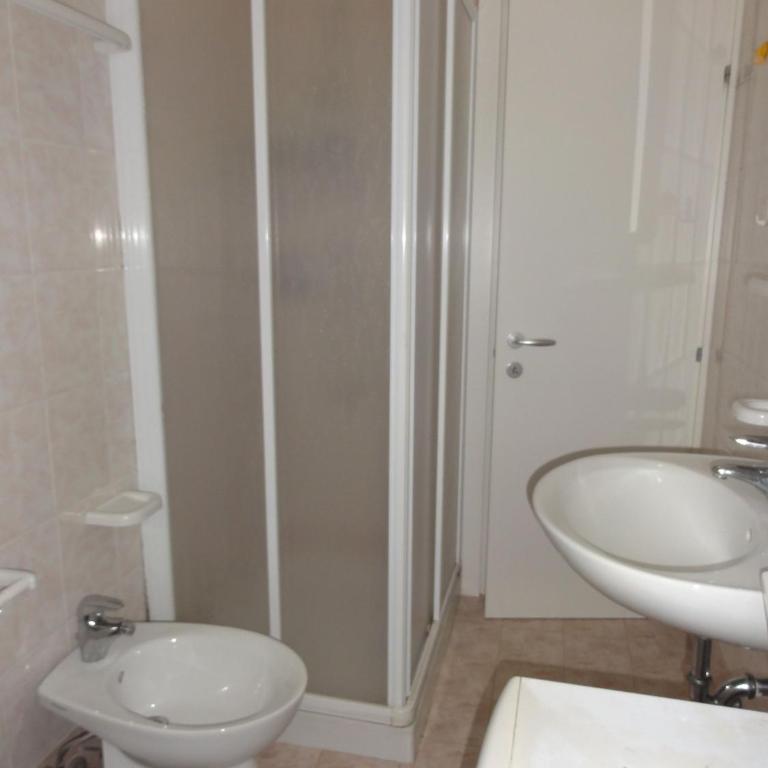 Flat close to the thermal baths - Appartamento - 10