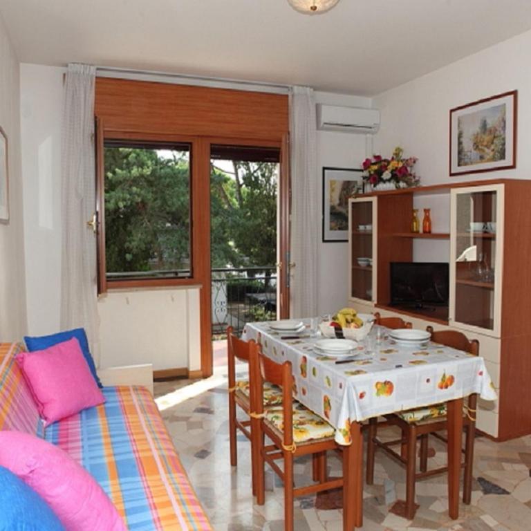 Cozy flat in a quiet area of Bibione - Apartment - 1
