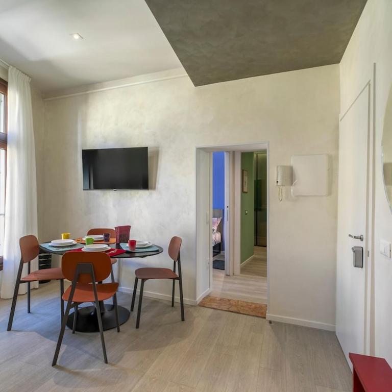 Colore & Design - Apt con 2 Camere a due passi da Piazza dell' Orologio - Appartamento con 2 Camere da Letto - 9