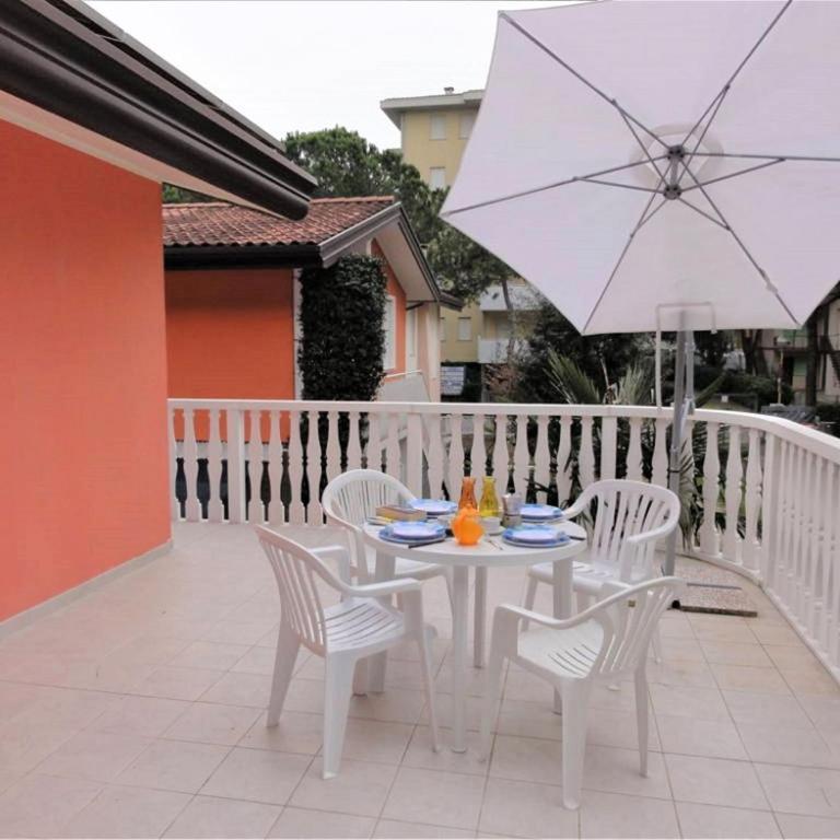 Apartment in villa with fenced garden - Appartamento - 1