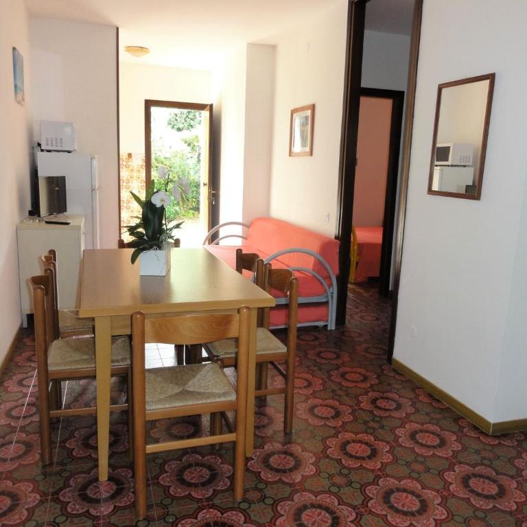 Flat in a villa with private garden - Appartamento - 2