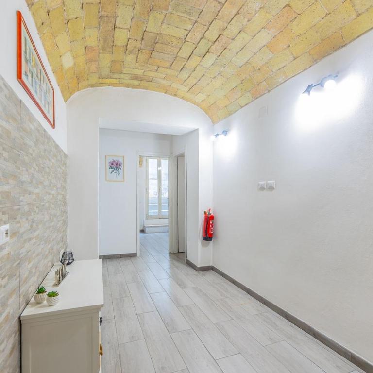 Loft con Jacuzzi, a 20 m Colosseo - Apartment mit 1 Schlafzimmer - 20