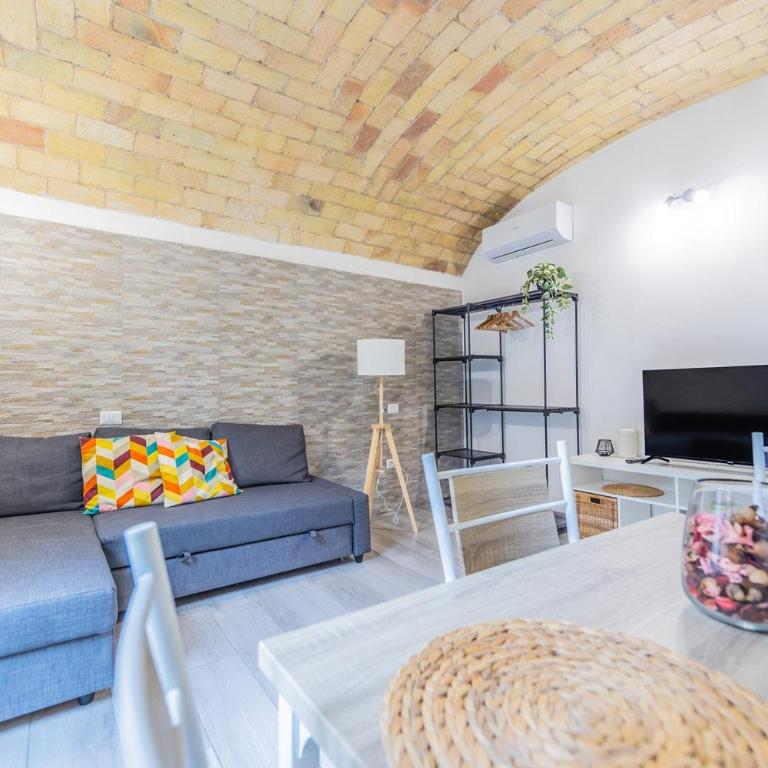 Loft con Jacuzzi, a 20 m Colosseo - Apartment mit 1 Schlafzimmer - 8
