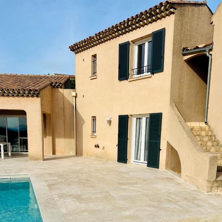 Villa provençale aux Issambres avec vue sur le golfe St Tropez - Villa - Vue sur Mer - 2