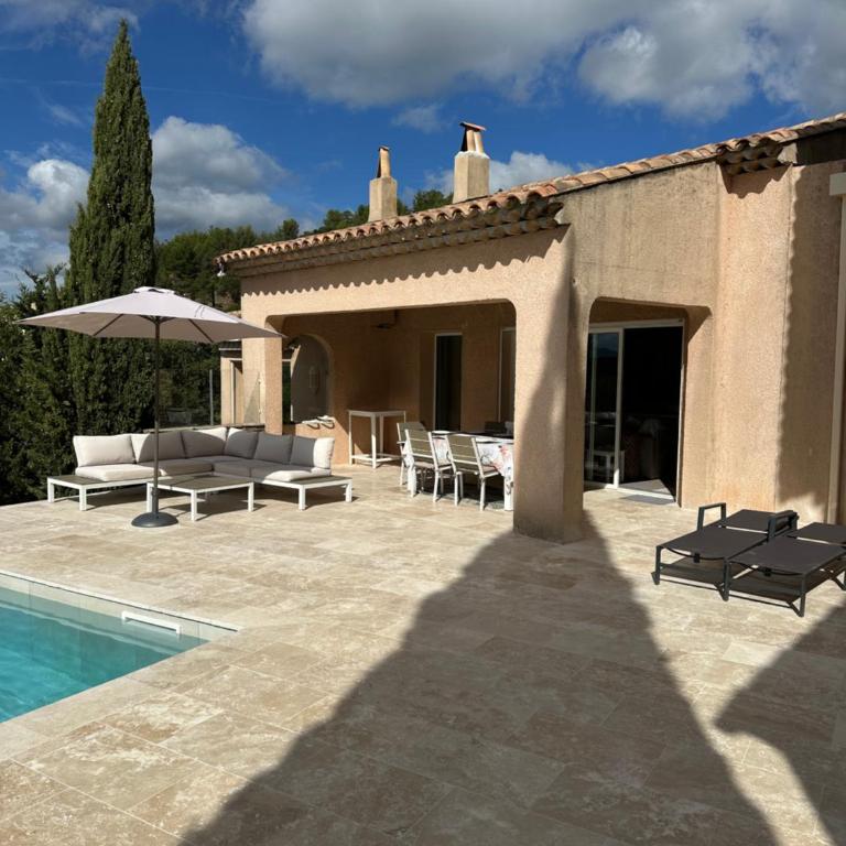 Villa provençale aux Issambres avec vue sur le golfe St Tropez - Villa - Vue sur Mer - 3