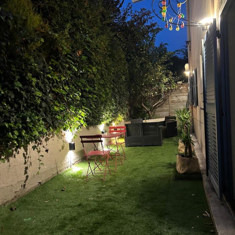 2 pièces avec jardin classé meublé de tourisme 2 étoiles - Appartement 1 Chambre - 20