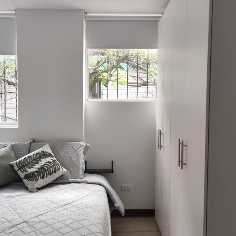 Apartments & Suites Inglaterra 1 - One-Bedroom Apartment - 3
